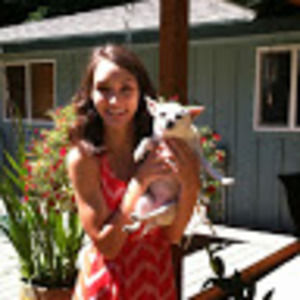 Meet your Posher, Caitlyn